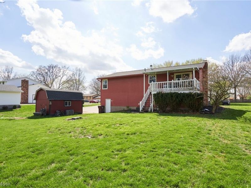 12036 Shoshone Avenue NW, Uniontown, OH 44685 Photo 22