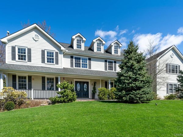 6 Cliff Place, Armonk, NY 10504