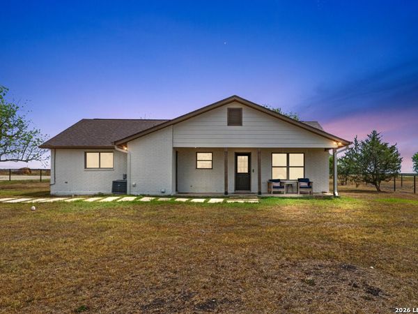 1414 Branch, Seguin, TX 78155