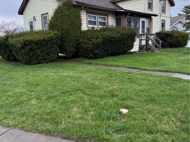 9604 Cayuga Drive, Niagara Falls, NY 14304