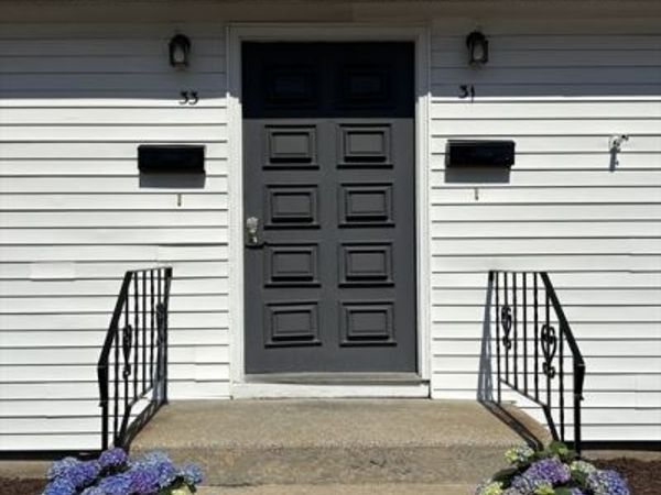 31-33 Atherton Road, Foxboro, MA 02035