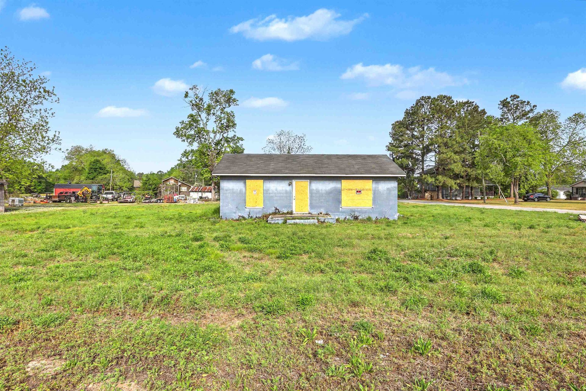 530 S Church St. Photo 11