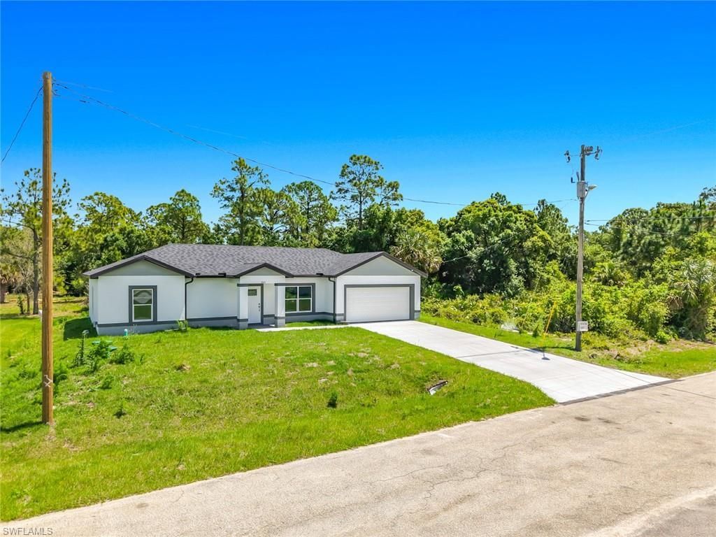 303 Long Ave S, Lehigh Acres, FL 33974 Photo