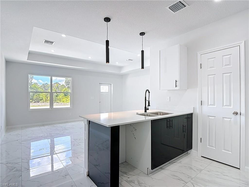 1137 Columbus Blvd, Lehigh Acres, FL 33974 Photo