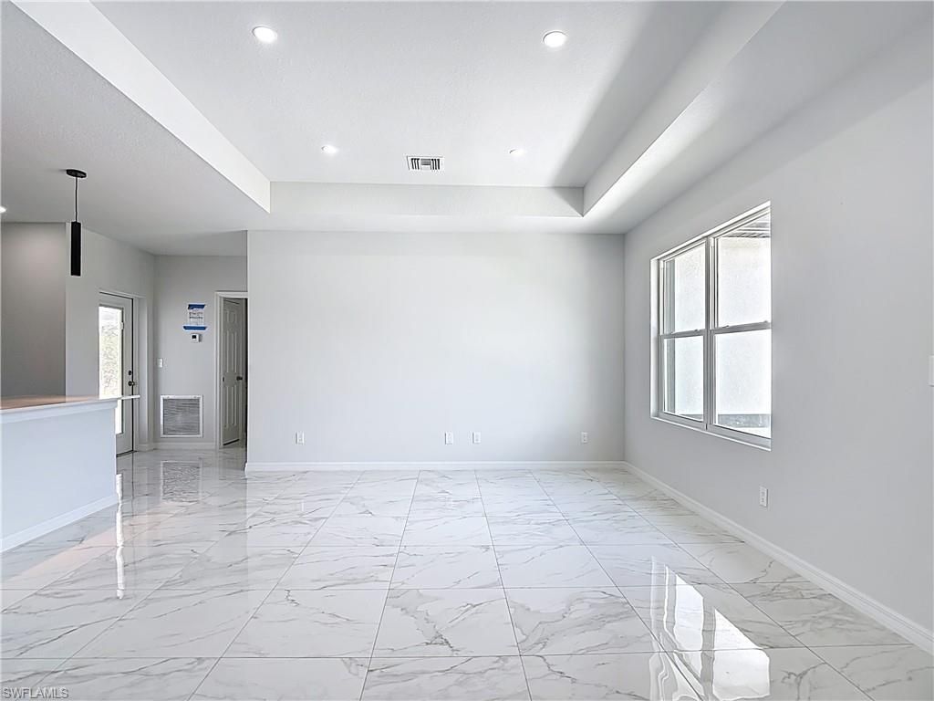1137 Columbus Blvd, Lehigh Acres, FL 33974 Photo