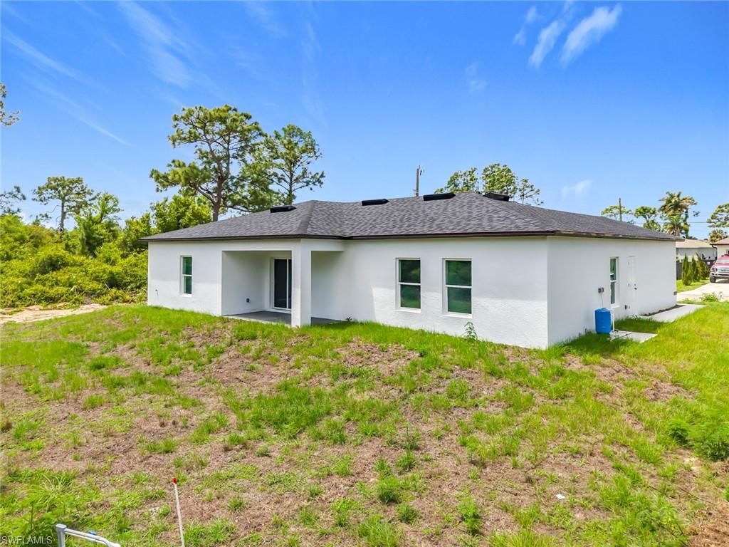 185 Thornton Ave S, Lehigh Acres, FL 33974 Photo
