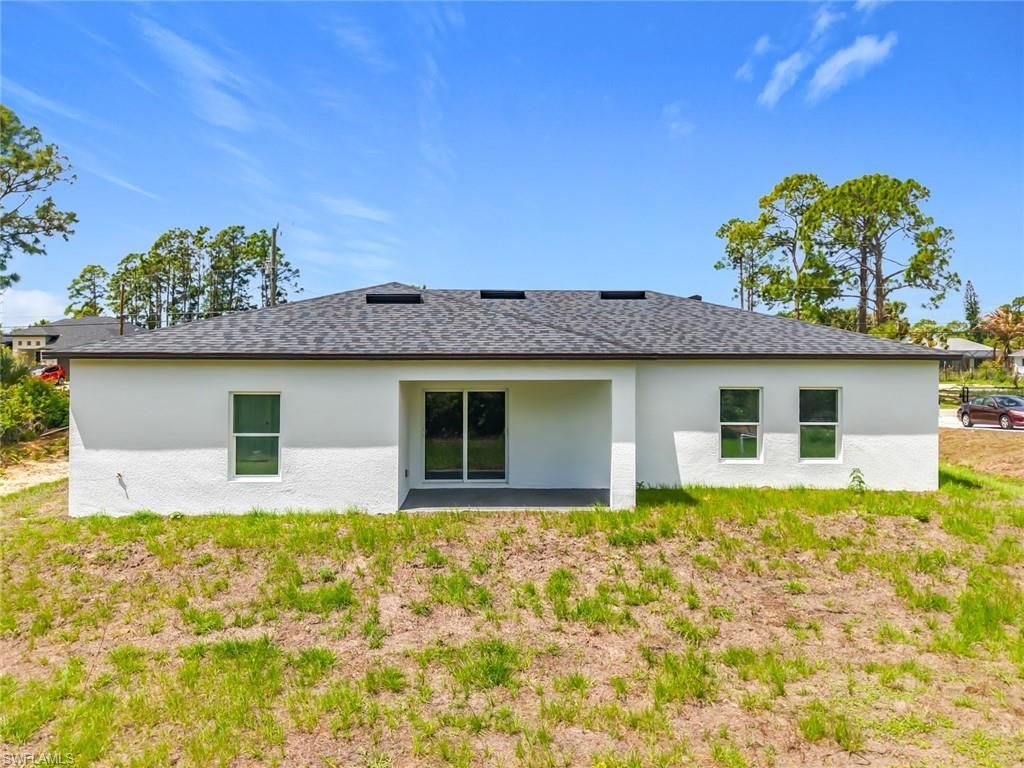 185 Thornton Ave S, Lehigh Acres, FL 33974 Photo