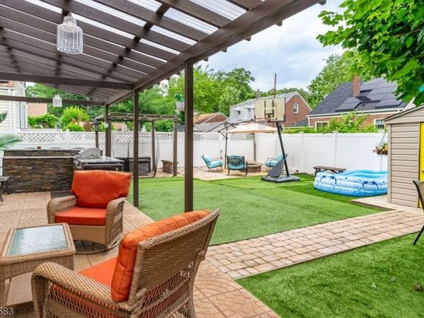 721 Sheridan Ave, Roselle, NJ 07203