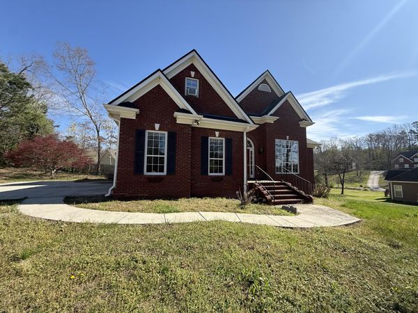 8671 Gable Crossing, Chattanooga, TN 37421