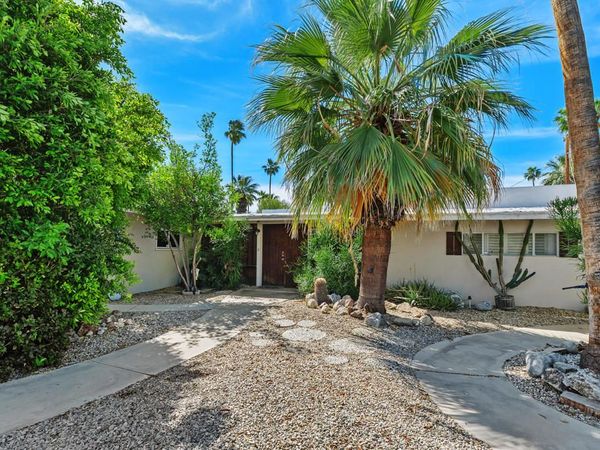 1077 S Riverside Drive, Palm Springs, CA 92264