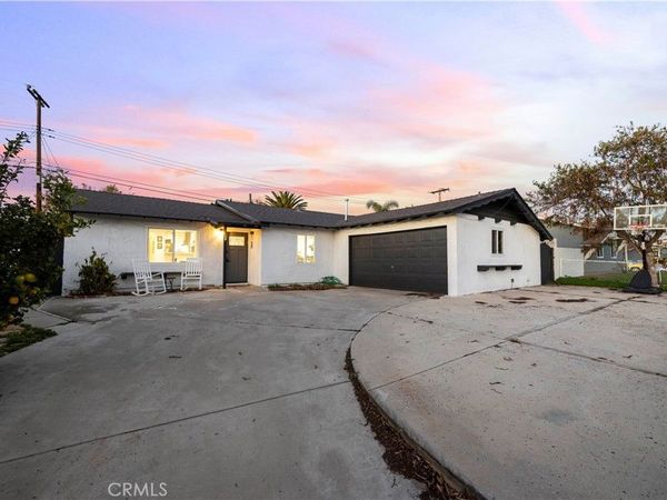 467 Susan Ave, Moorpark, CA 93021