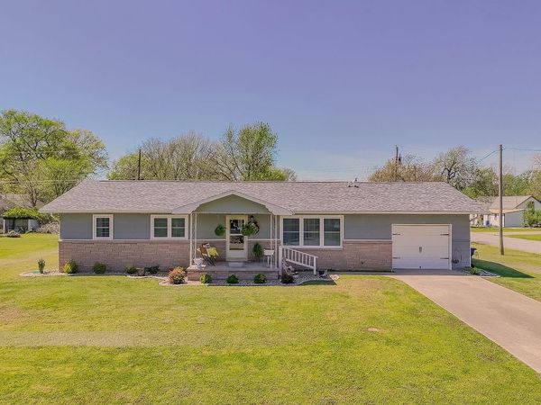 2009 Washington Avenue, Baxter Springs, KS 66713