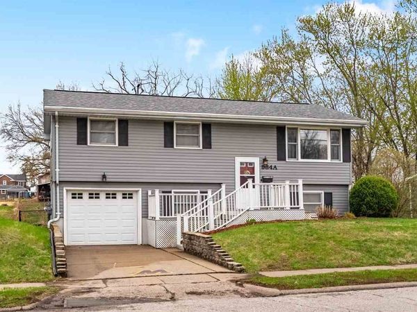 984A Newell Ave, Muscatine, IA 52761