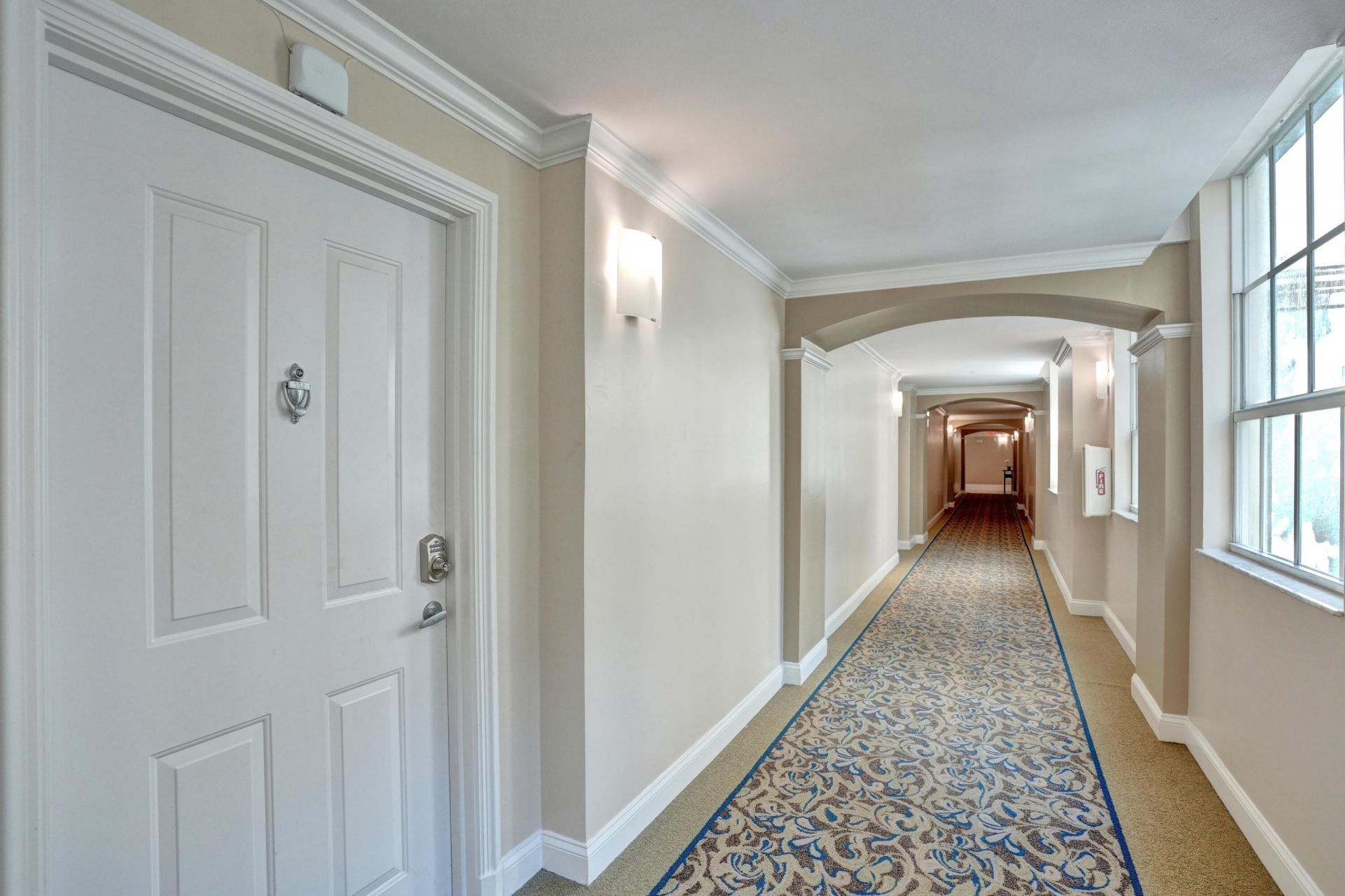 600 S Dixie Highway, Unit 352, West Palm Beach, FL 33401 Photo