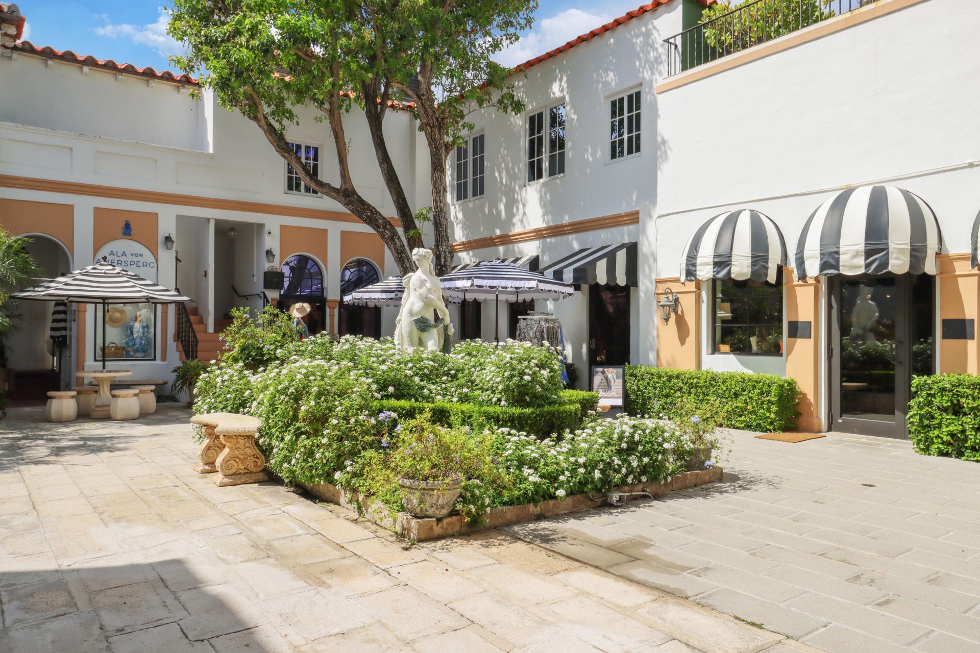 600 S Dixie Highway, Unit 352, West Palm Beach, FL 33401 Photo