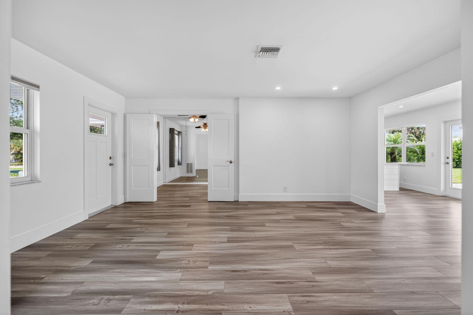 364 Venus Avenue, Jupiter, FL 33469 Photo