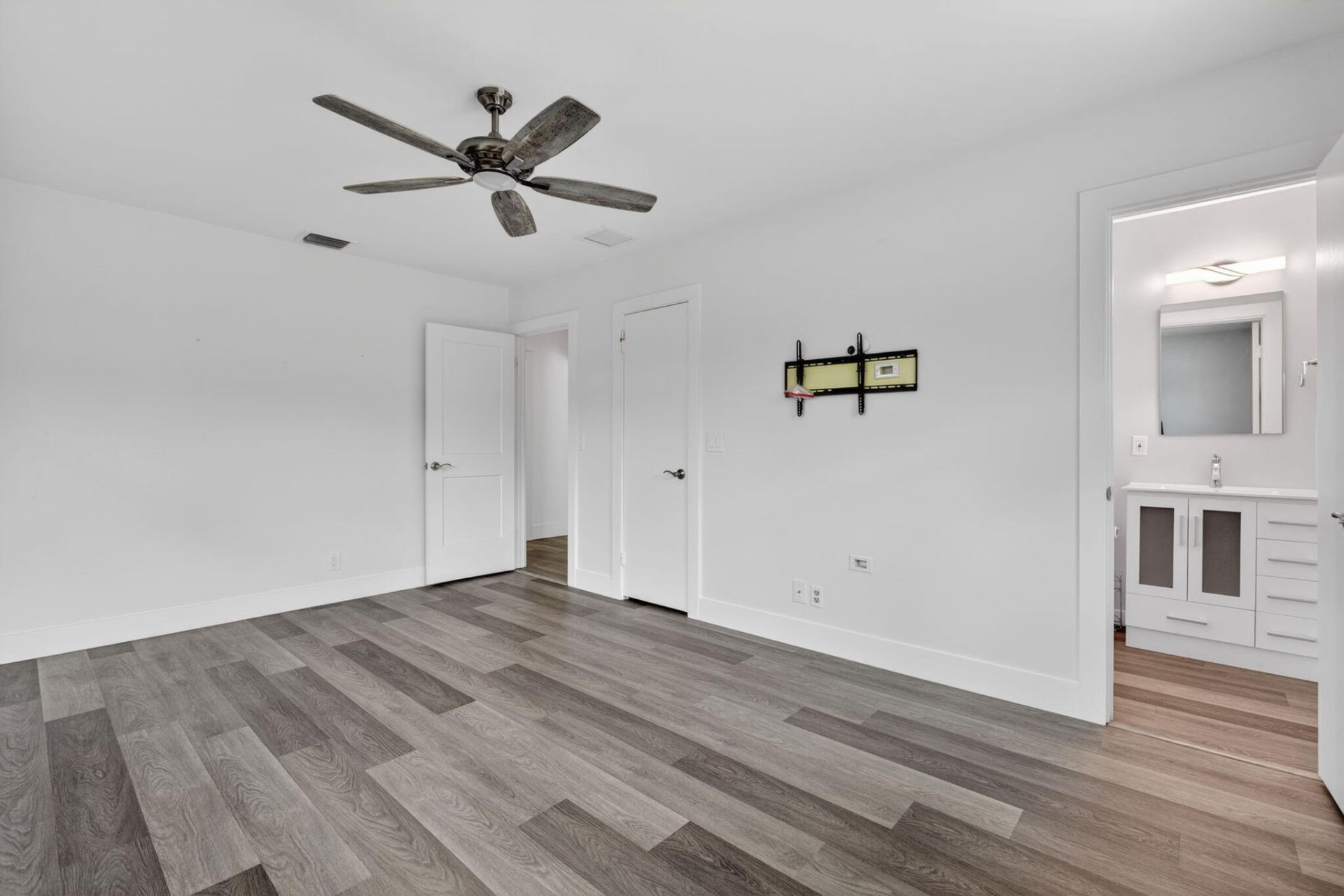 364 Venus Avenue, Jupiter, FL 33469 Photo