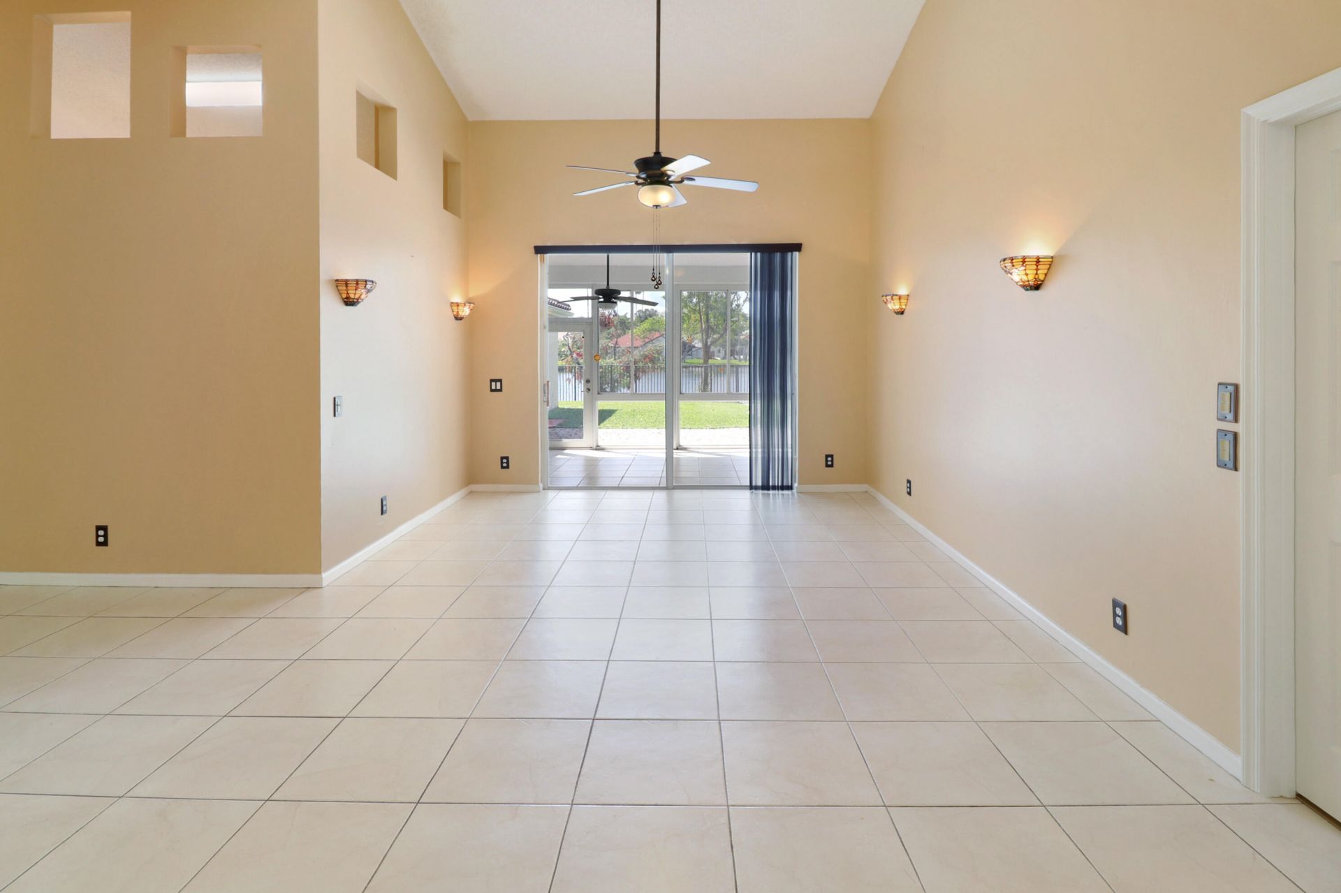 1968 Water Ridge Drive, Weston, FL 33326 Photo
