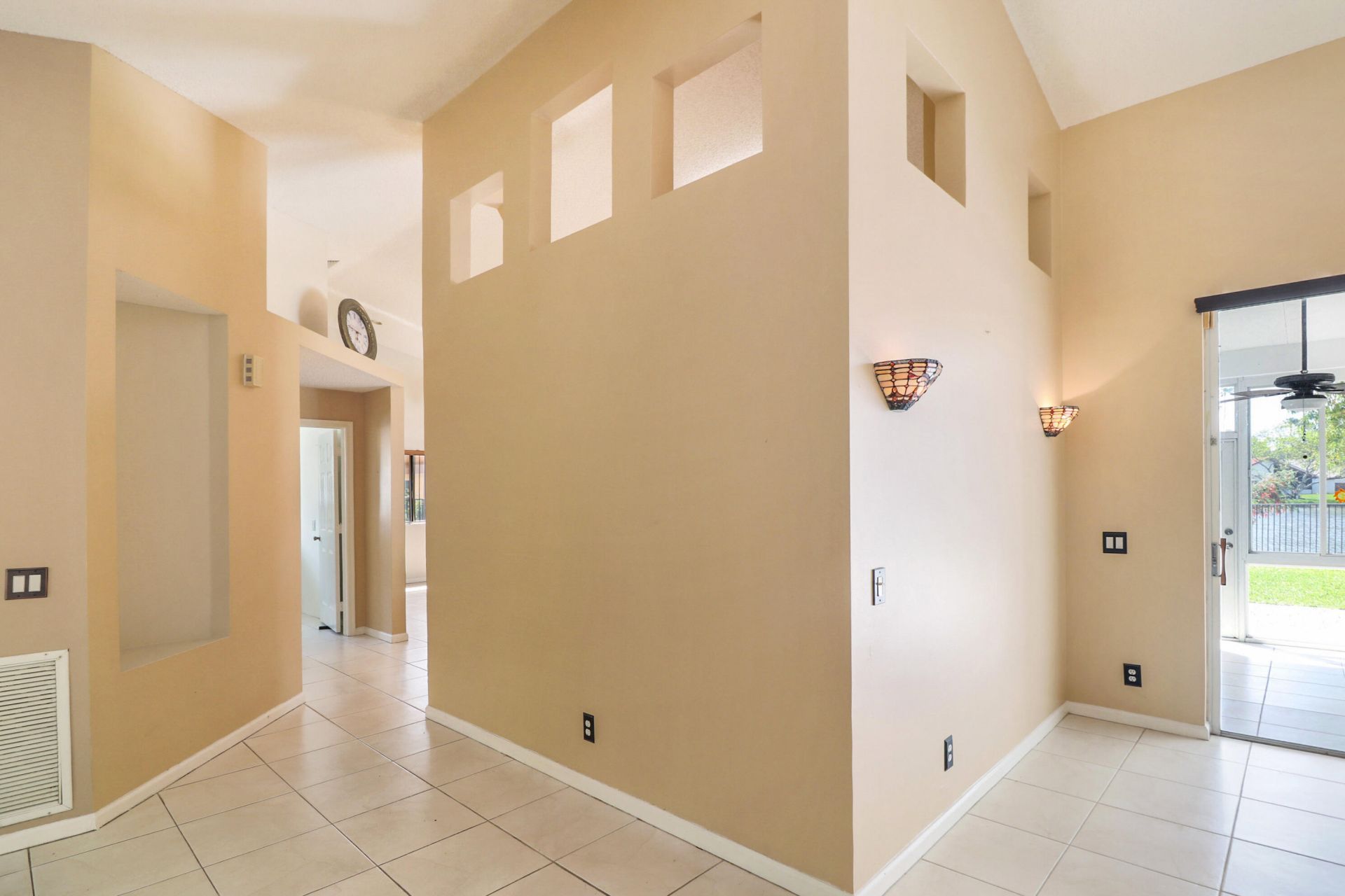 1968 Water Ridge Drive, Weston, FL 33326 Photo