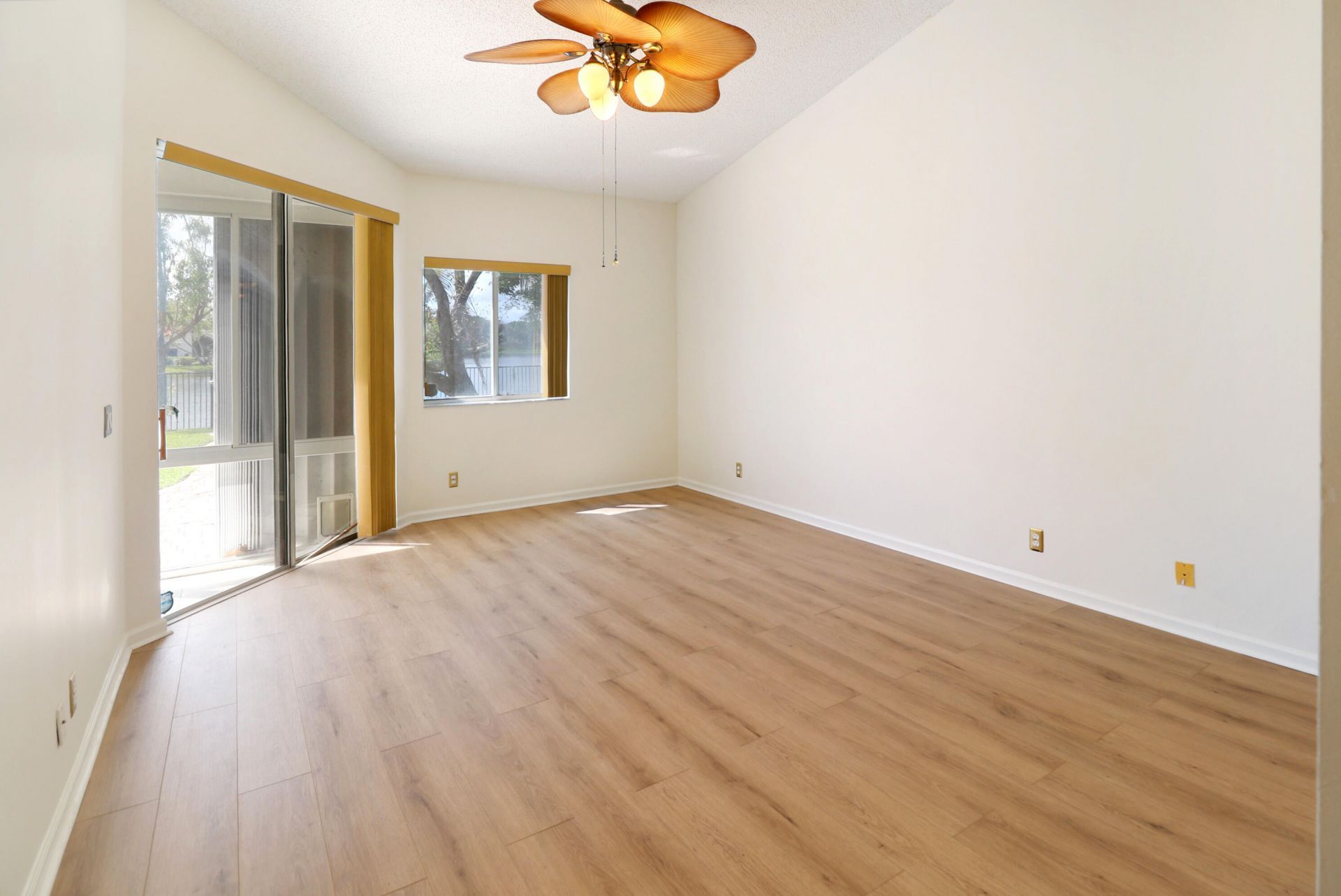 1968 Water Ridge Drive, Weston, FL 33326 Photo