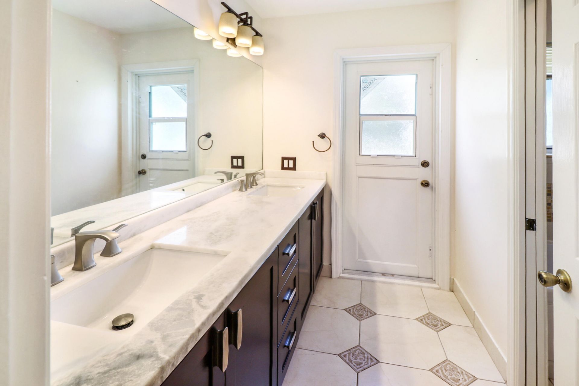 1968 Water Ridge Drive, Weston, FL 33326 Photo