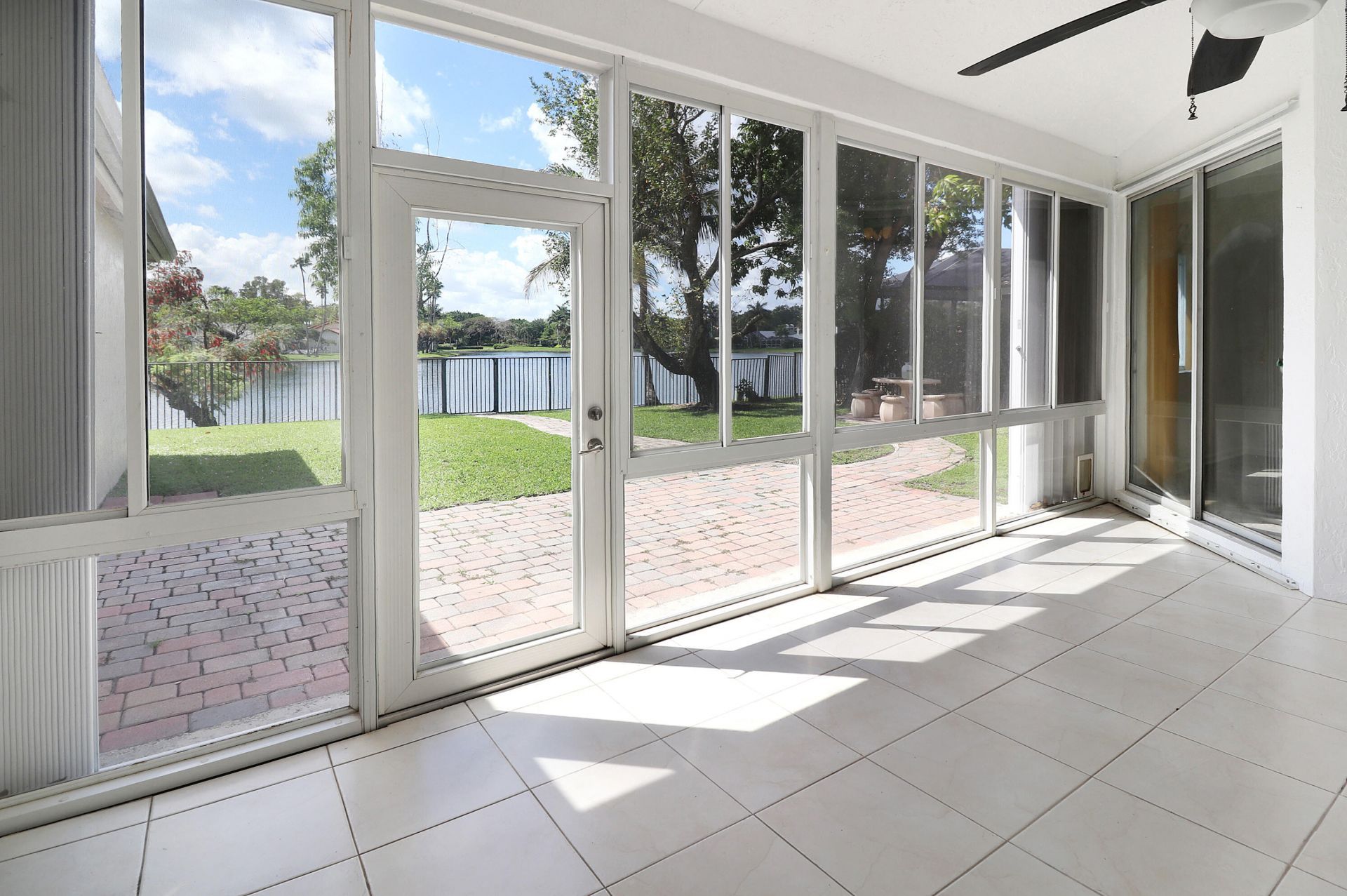 1968 Water Ridge Drive, Weston, FL 33326 Photo