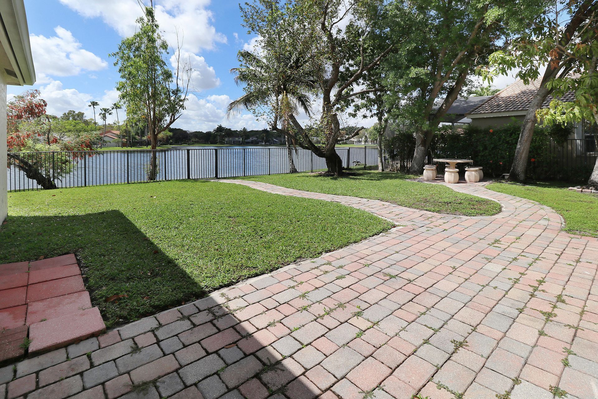 1968 Water Ridge Drive, Weston, FL 33326 Photo