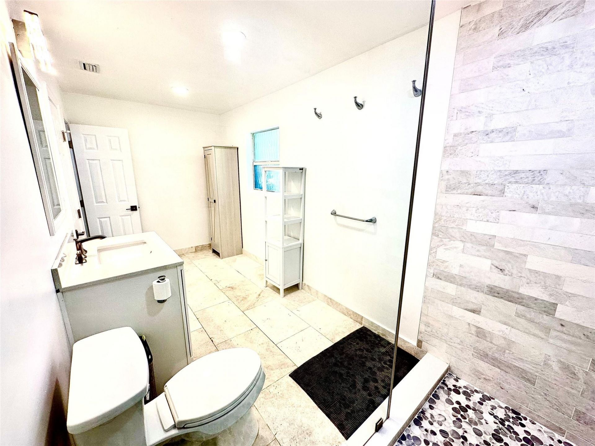 1742 NE 7th Street, Fort Lauderdale, FL 33304 Photo