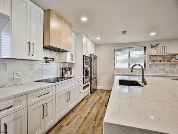 9340 W Washburn Road , Las Vegas, NV 89149