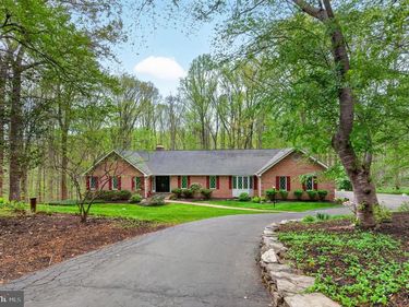 11720 AMKIN DRIVE, CLIFTON, VA 20124