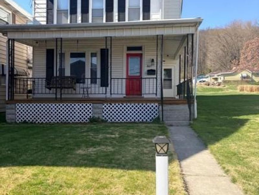 805 E Grand Avenue, Tower City, PA 17980 Main Photo