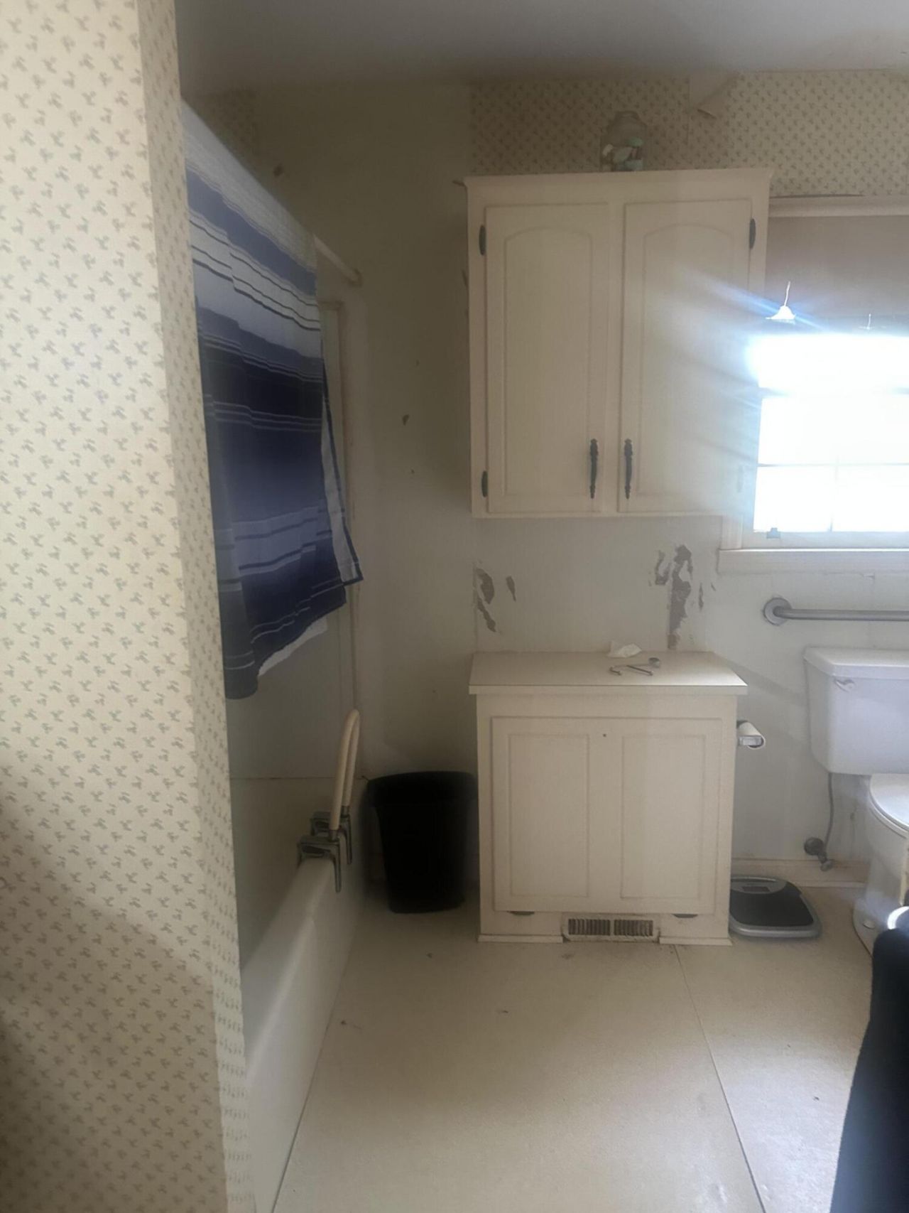 602 Klein Street Photo 11