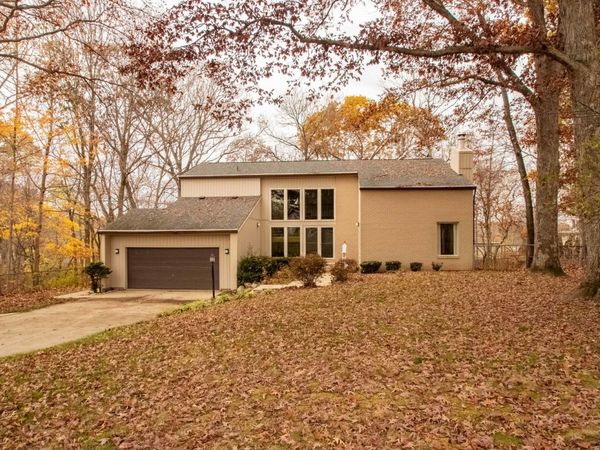 1139 Lakeridge Road , Danville, IL 61832