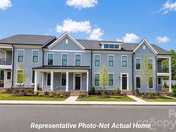 10225 Rainier Trail Drive NW, Huntersville, NC 28078