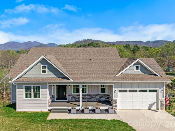 154 Amblers Knoll Road , Weaverville, NC 28787