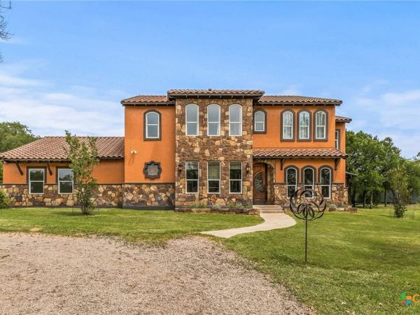 23802 Oscar Road , Spicewood, TX 78669