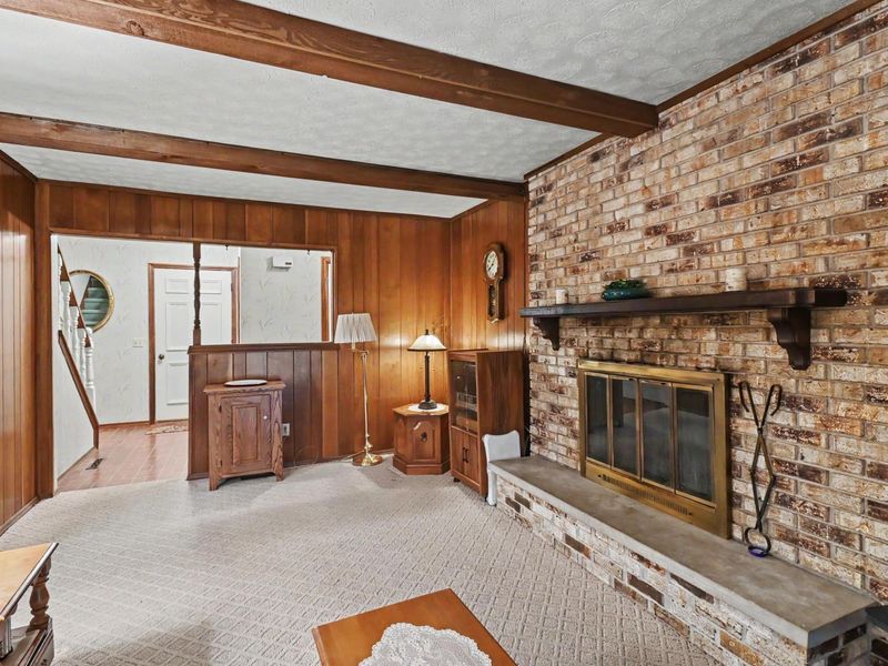 1020 Victoria Drive, Bucyrus, OH 44820 Photo 2