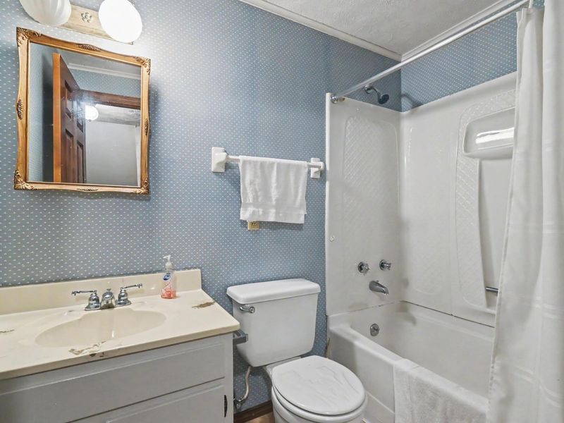 1020 Victoria Drive, Bucyrus, OH 44820 Photo 24