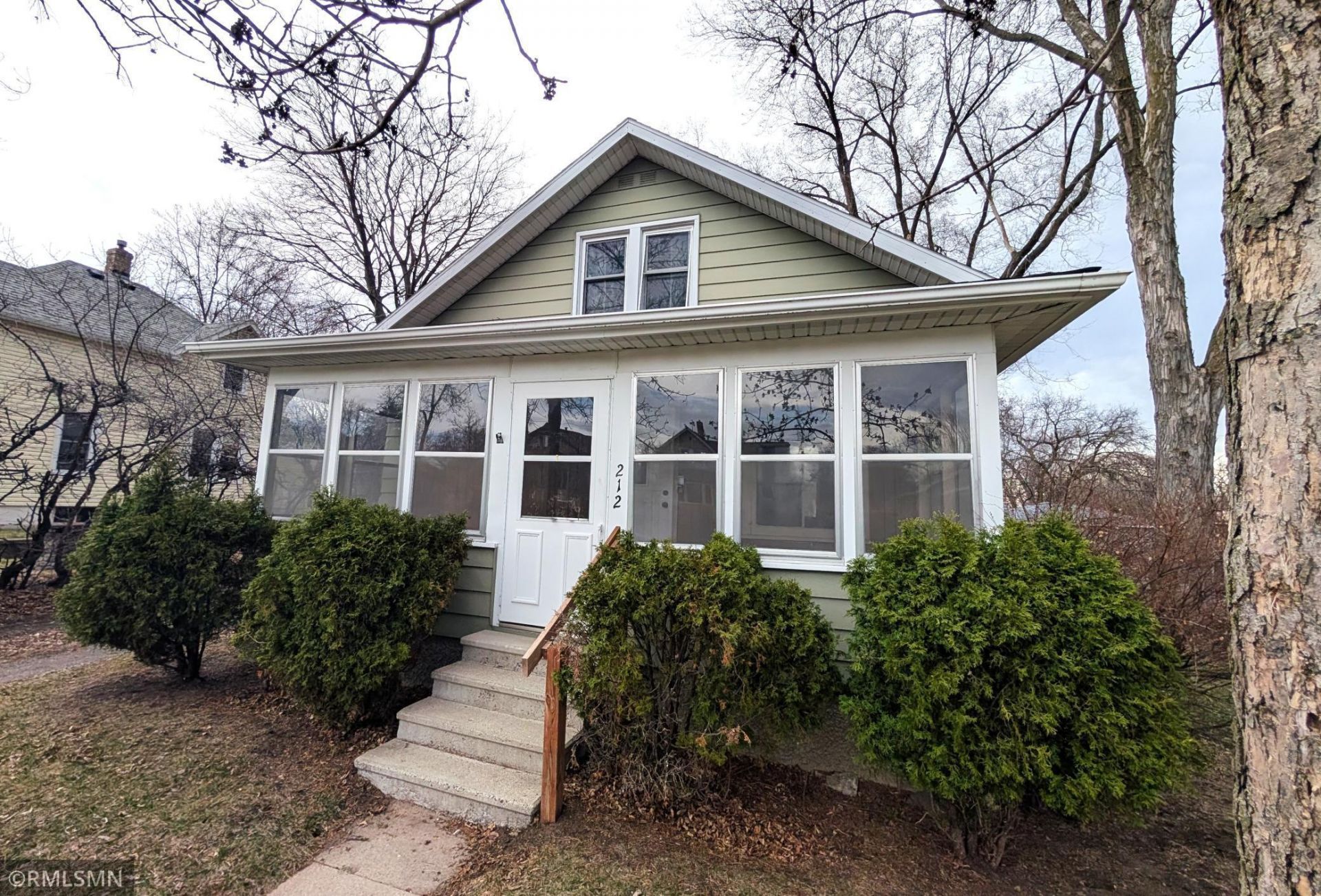 212 3rd Avenue N, Waite Park, MN 56387