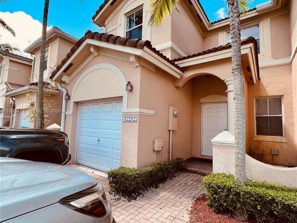 12212 SW 124th Path, Unit 12212, Miami, FL 33186