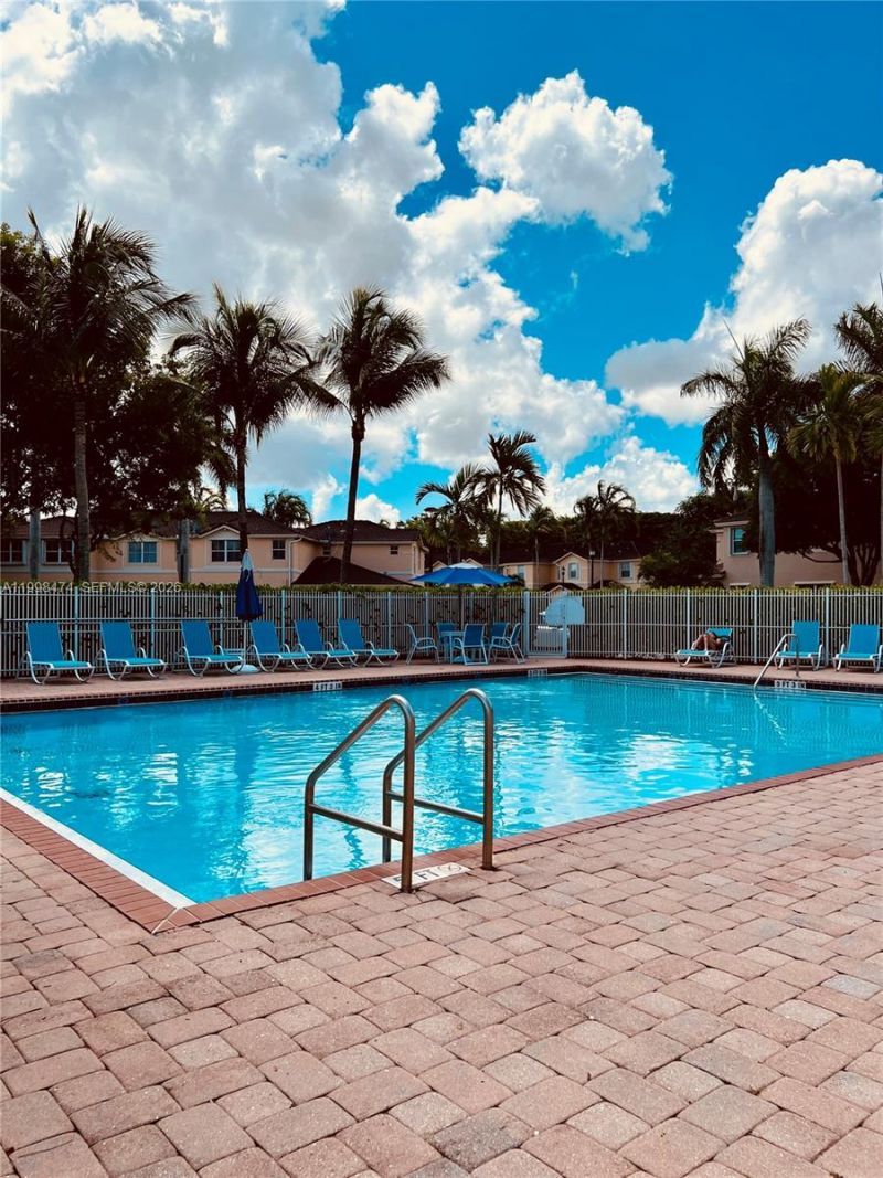 12212 SW 124th Path, Unit 12212, Miami, FL 33186 Photo
