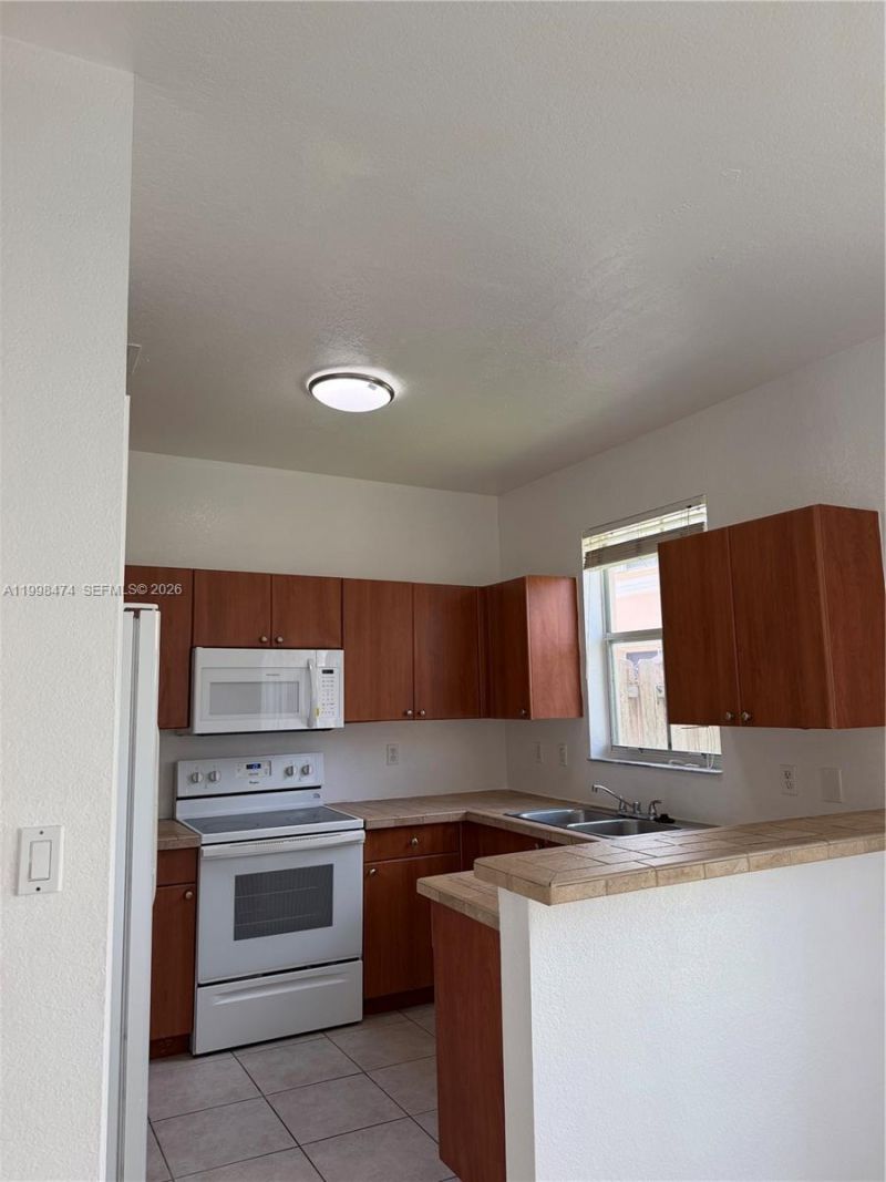 12212 SW 124th Path, Unit 12212, Miami, FL 33186 Photo