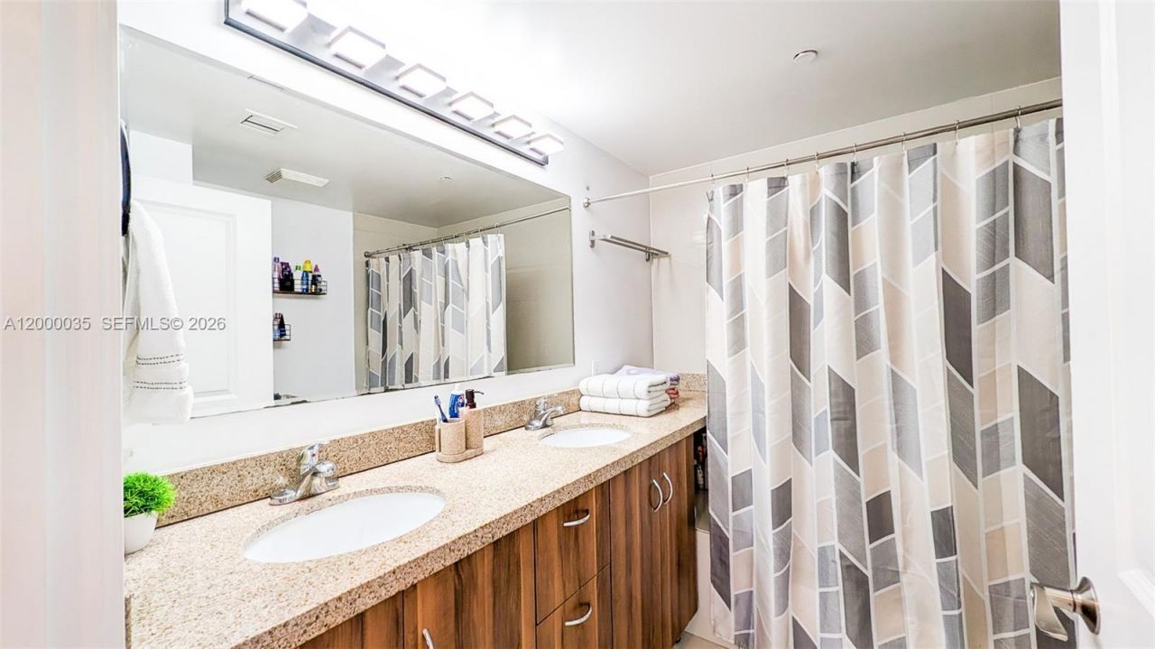 601 NE 23rd St, Unit 1605, Miami, FL 33137 Photo