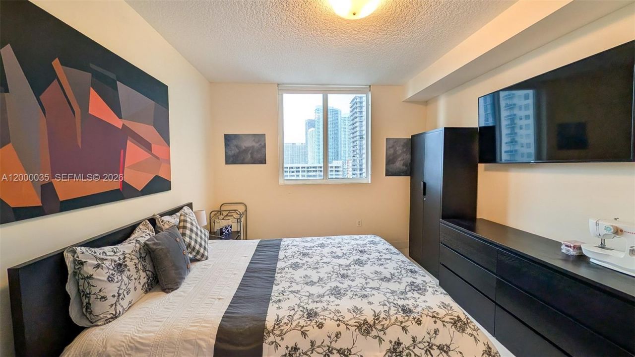 601 NE 23rd St, Unit 1605, Miami, FL 33137 Photo