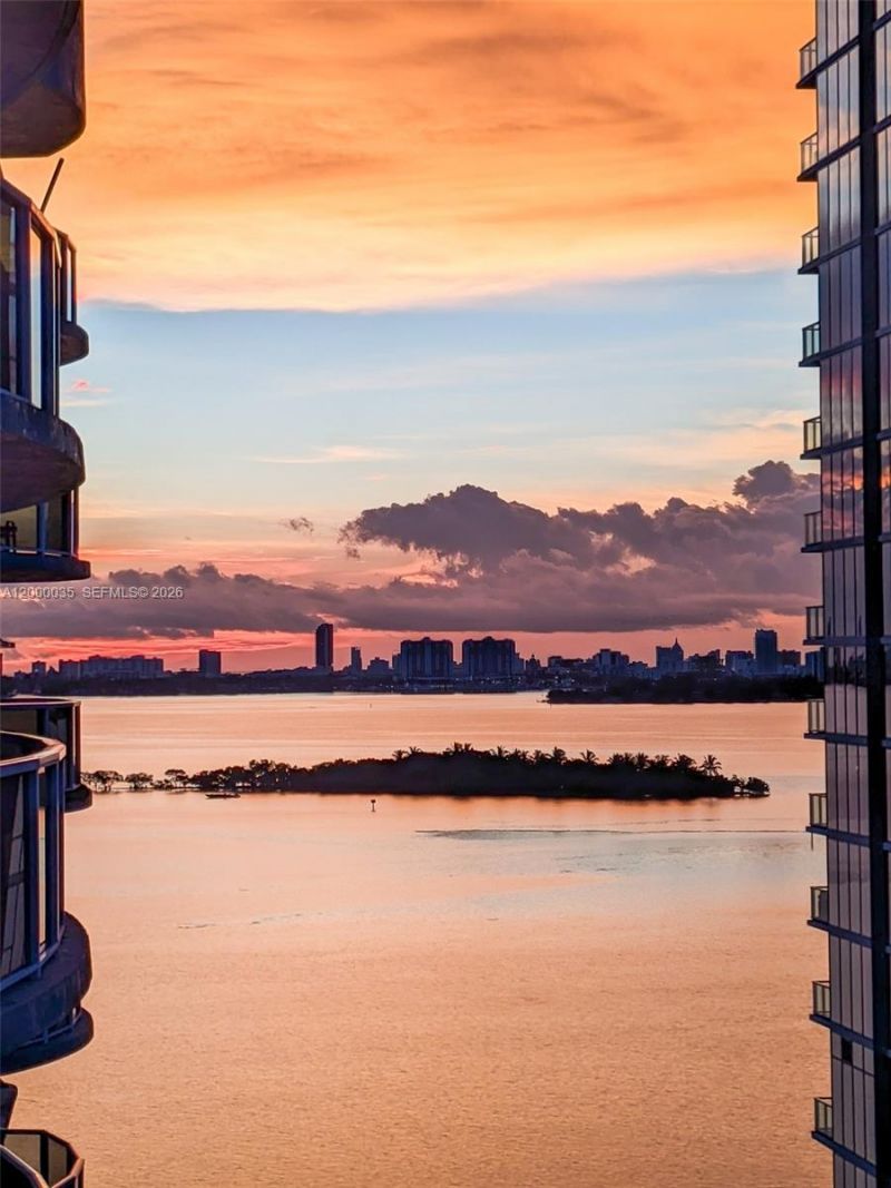 601 NE 23rd St, Unit 1605, Miami, FL 33137 Photo