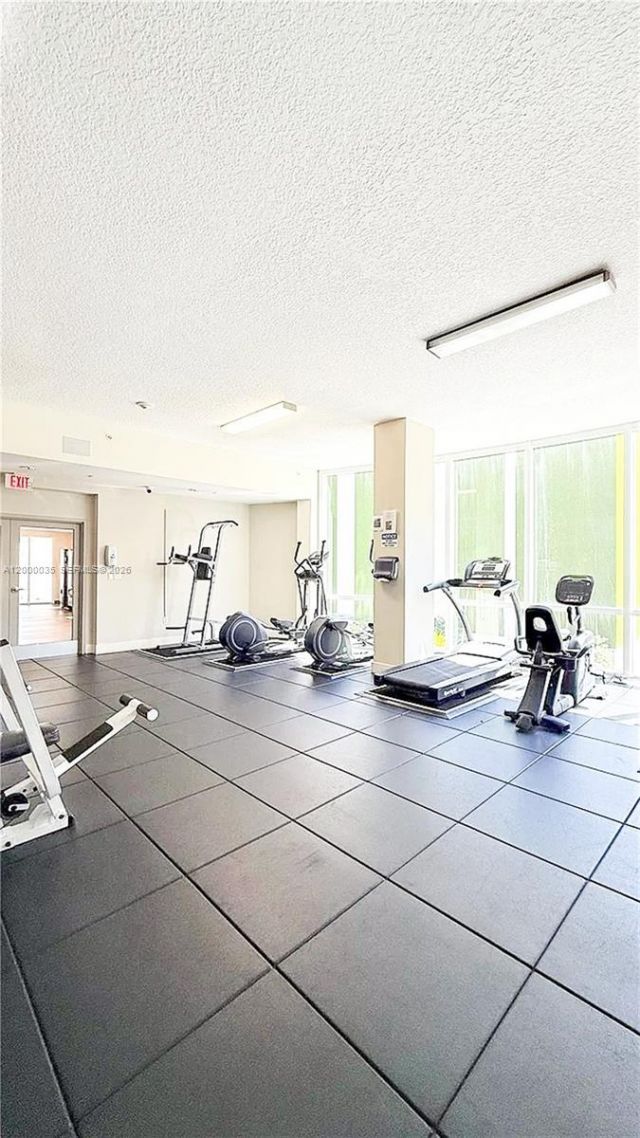 601 NE 23rd St, Unit 1605, Miami, FL 33137 Photo