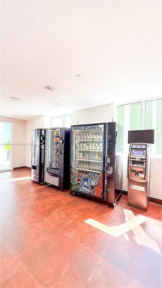 601 NE 23rd St, Unit 1605, Miami, FL 33137 Photo