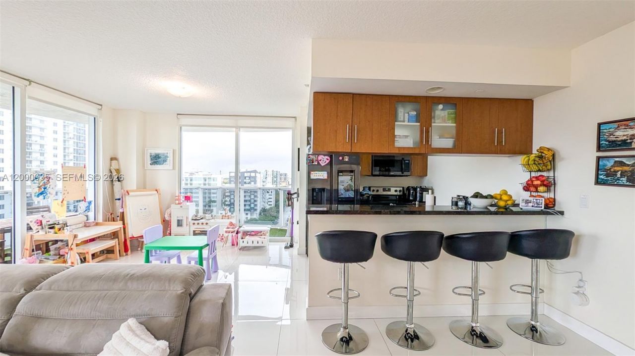 601 NE 23rd St, Unit 1605, Miami, FL 33137 Photo