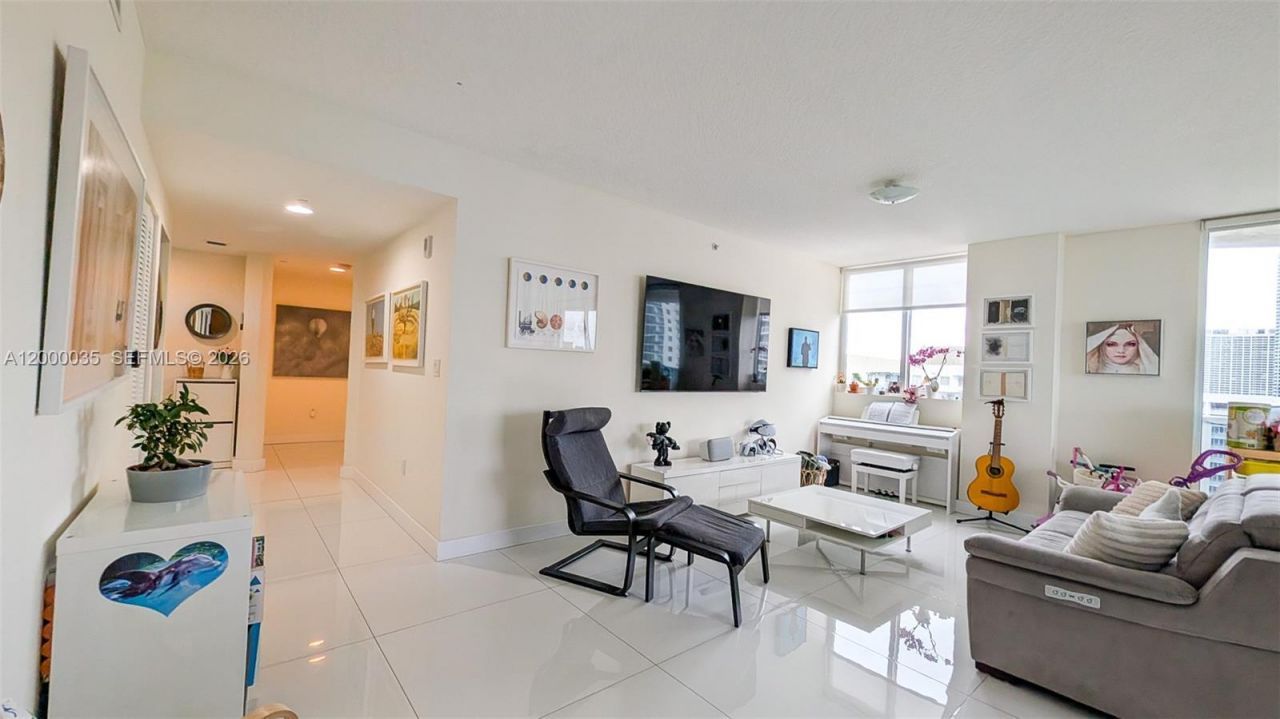 601 NE 23rd St, Unit 1605, Miami, FL 33137 Photo