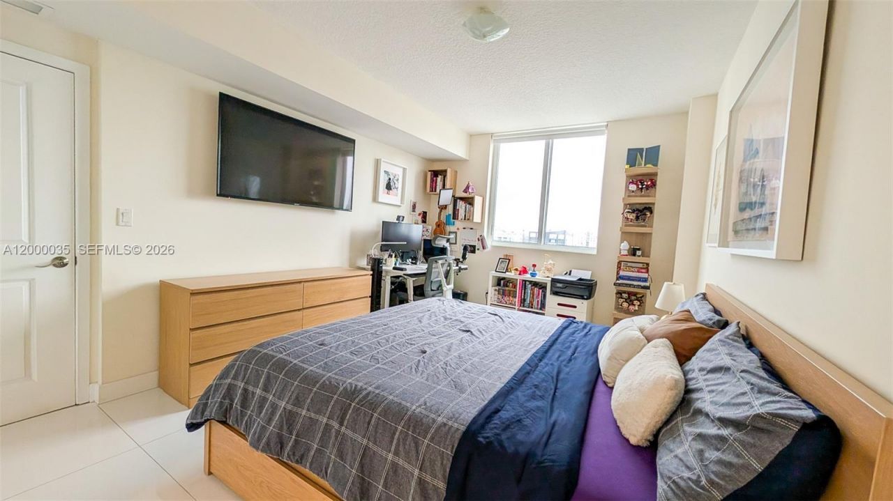 601 NE 23rd St, Unit 1605, Miami, FL 33137 Photo